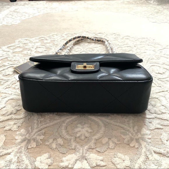 Black Quilted Shoulder Bag - Picture 6 of 14